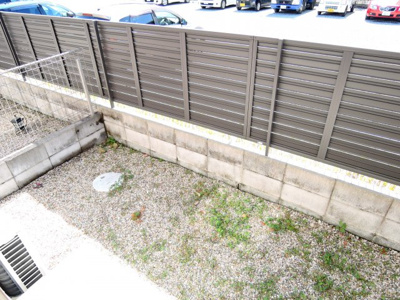 【バルコニー】 | ロイヤルコート