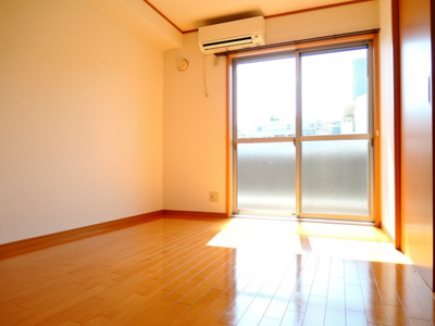 【居間・リビング】 | ロイヤルコート