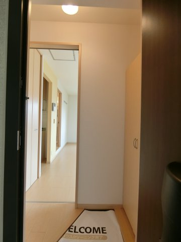 イーグルス・アイB棟の玄関