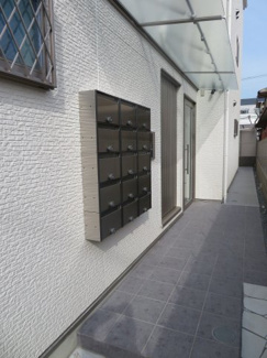 【エントランス】 | 建物の内部です