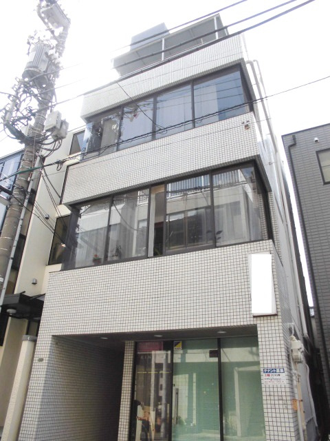 光山ビルの外観