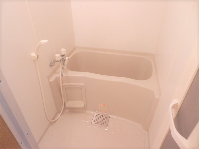 アンプルールブワ　セストの浴室
