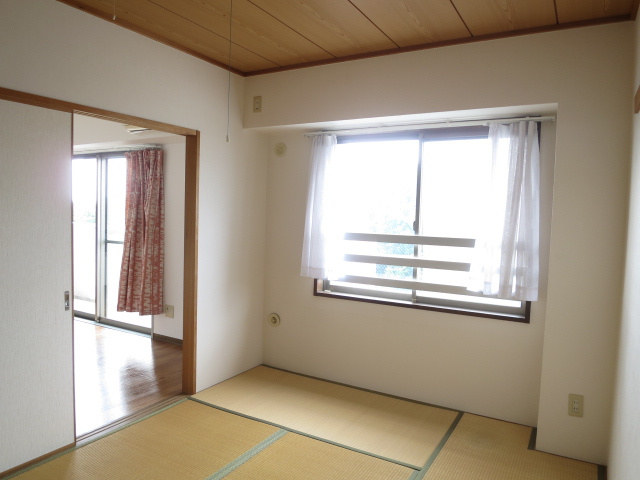 Ｍエトワールライム館の和室