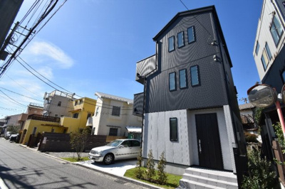 【外観】 | 稲村ケ崎２丁目新築一戸建て（海見えます）