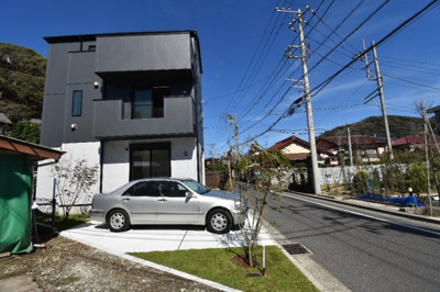 【外観】 | 稲村ケ崎２丁目新築一戸建て（海見えます）