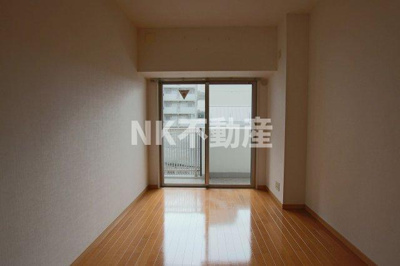 【寝室】 | グランガーデン足代新町（布施賃貸） | 落ち着いて過ごせるお部屋なので、寝室にいかがでしょうか