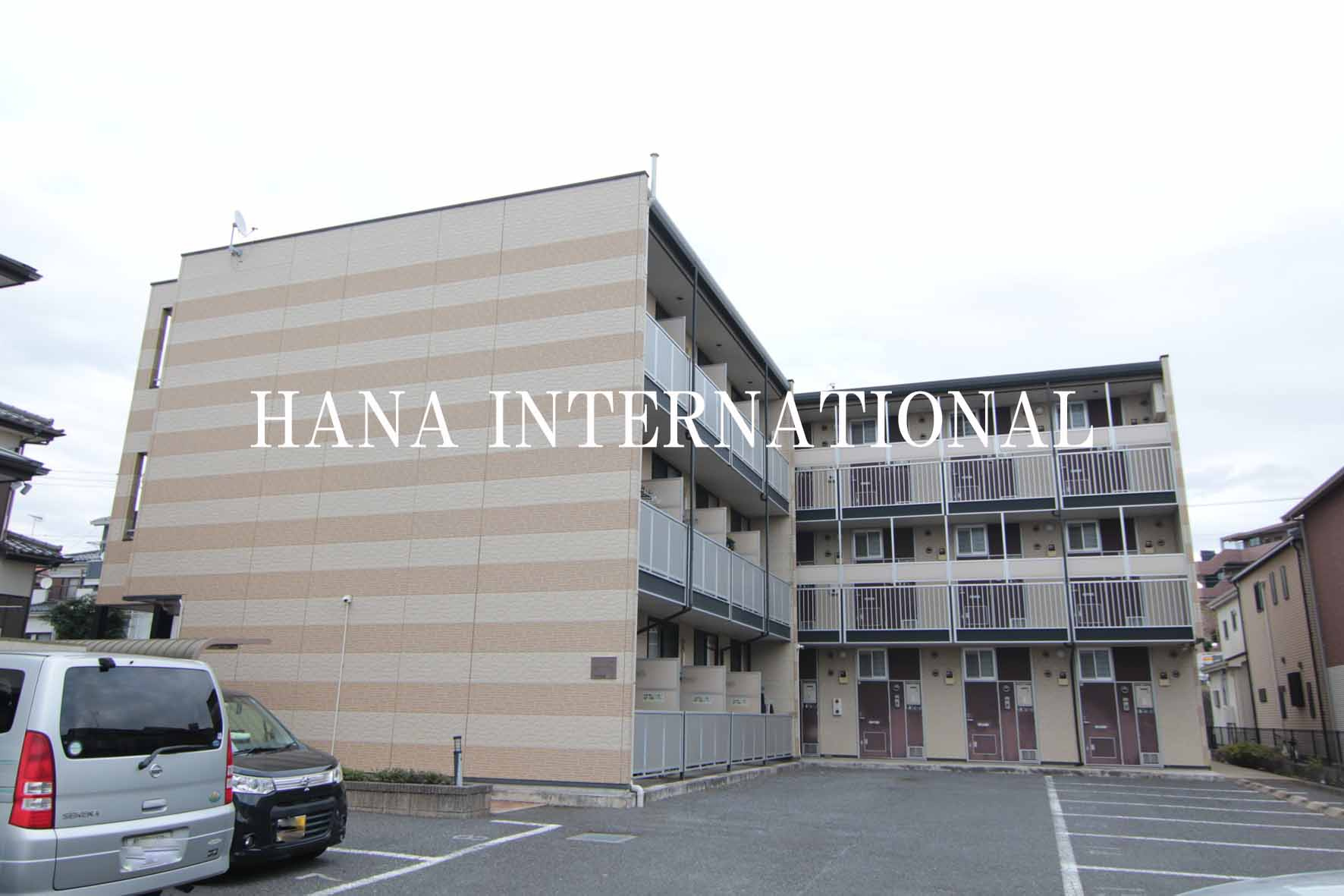 レオパレスアドミラブールの外観