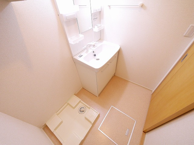 クレールコートの洗面所|忙しい朝には欠かせない洗面所です
