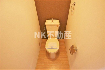 【トイレ】 | メゾンプランシェール | ゆったりとした空間のトイレです