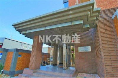 【エントランス】 | メゾンプランシェール | エントランスです