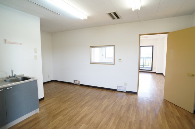 中央ビル3階の内装