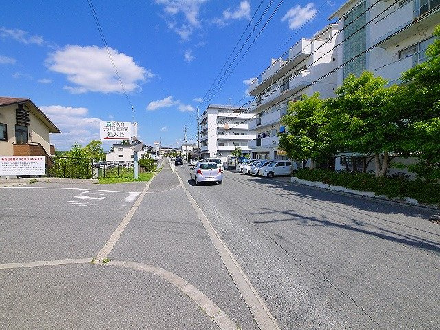 西大寺赤田町店舗・事務所の周辺