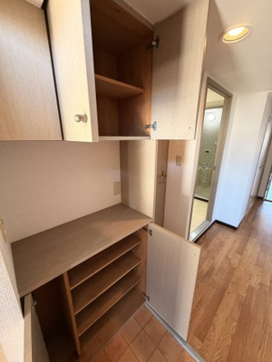 【収納】 | シェリール北原台 | 玄関収納になります