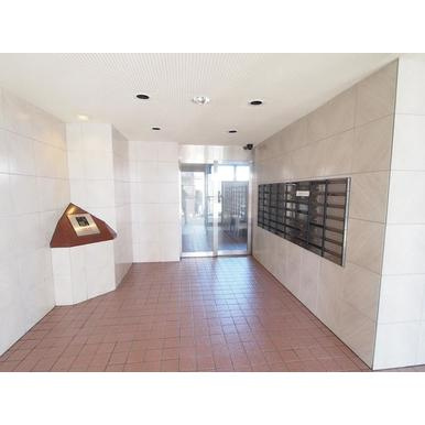 【ロビー】 | オリエントハイツ別府 | ゆとりのあるロビーです