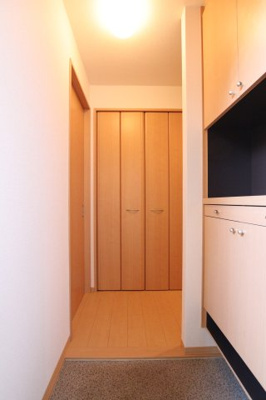 【玄関】 | グリーンコート初芝C