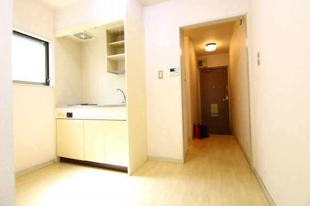 オーシャンハイツのキッチン|別部屋の参考写真です