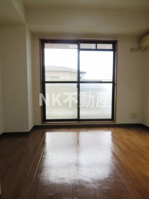 【居間・リビング】 | ルビダクォ荒本（荒本賃貸） | 洋室です