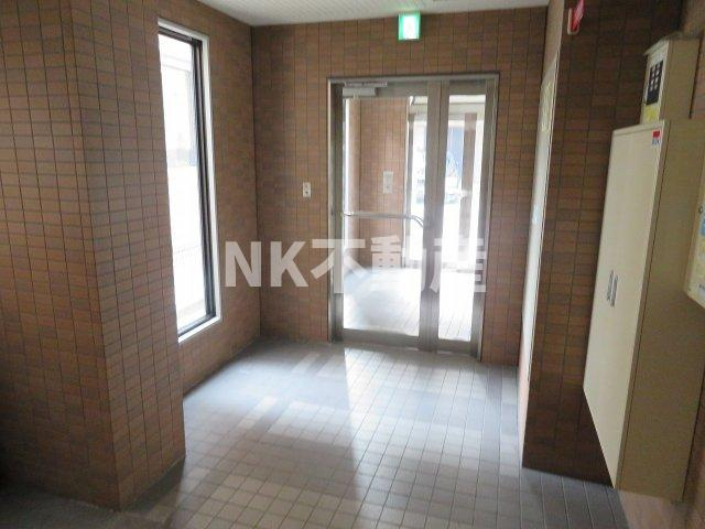 【エントランス】 | ルビダクォ荒本（荒本賃貸） | 毎日通るエントランスはこのようになっています