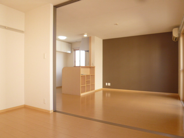 ライフモア守上Ｂの洋室