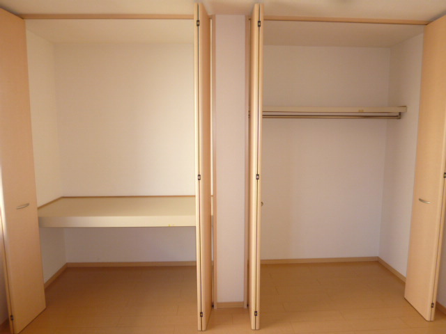 ライフモア守上Ｂの収納