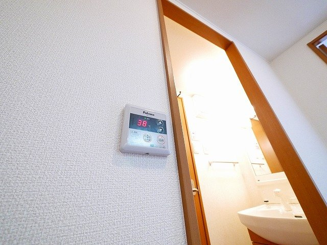 レジェンドール　西の京の設備|給湯リモコン付き