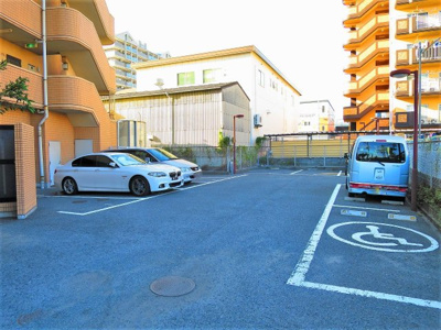 【駐車場】 | パークサイドシャトー（長田賃貸） | 駐車場です