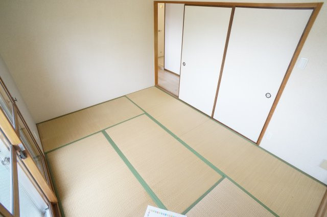 ハイムヤマダの和室