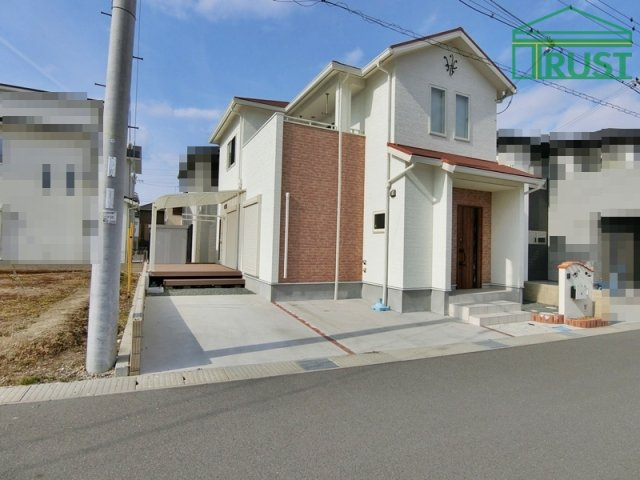 大久保町松陰 内見随時受付中の外観|綺麗な外観　
平成２８年１月の築浅物件