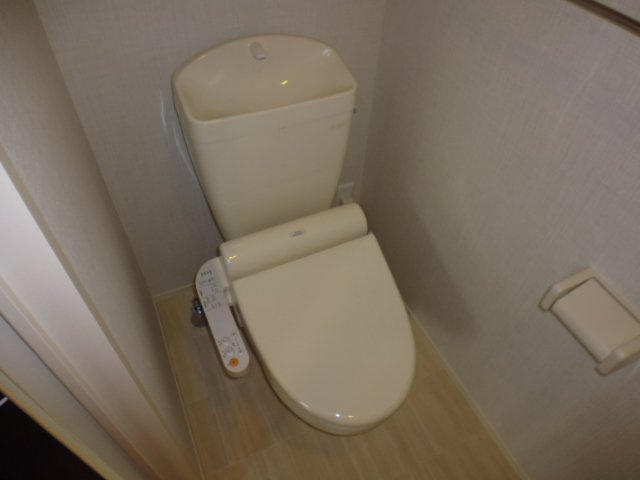 シャルムＢのトイレ|温水洗浄便座