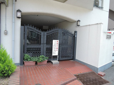 【エントランス】 | 中銀大倉山マンシオン | 東急東横線「大倉山」駅徒歩9分の好立地！