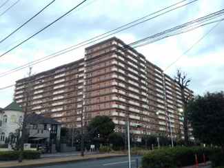 【外観】 | 南向き・二面バルコニーにつき日照・通風・眺望良好です♪