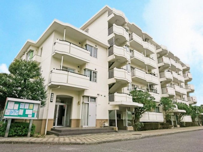 【外観】 | ガーデンハイツあざみ野１号棟 | 南東向き・両面バルコニーにつき陽当り・通風良好です♪