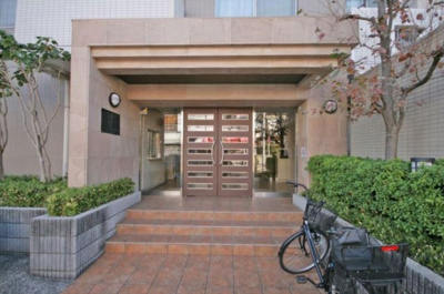【エントランス】 | サンクレイドル武蔵新城 | JR南武線「武蔵新城」駅徒歩5分と好立地。