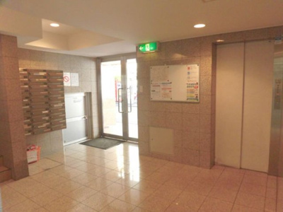 【ロビー】 | ローズマンション大名 | 毎日通るロビーはこのようになっています