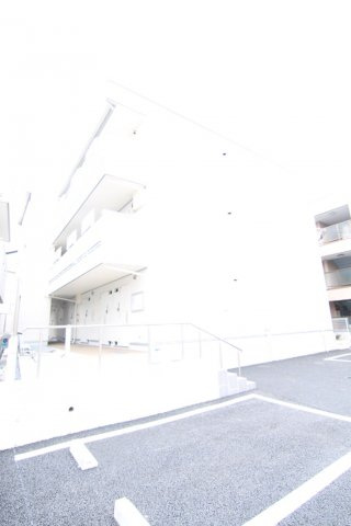 ベレス市川の外観