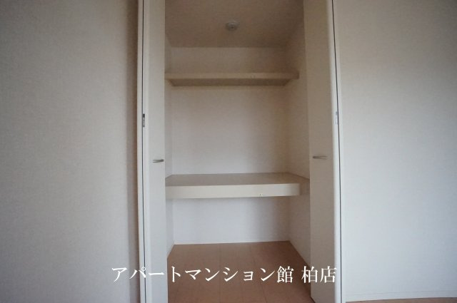 ラフォーレ上ノ台Ｃの収納