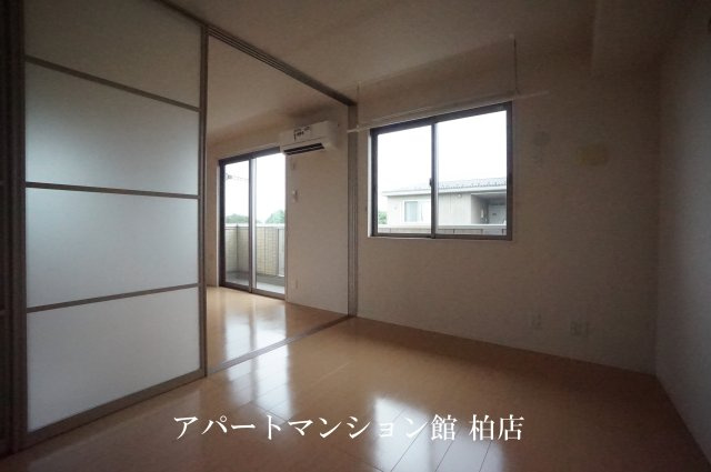ラフォーレ上ノ台Ｃの洋室