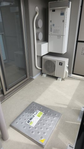 CONOE本町通のバルコニー