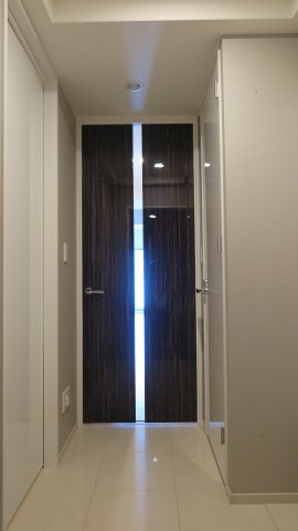 CONOE本町通の玄関