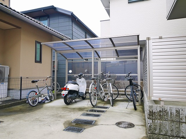 プラムⅡのその他共用部分|敷地内駐輪場です