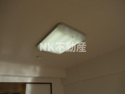 【寝室】 | ビクトワール小阪（八戸ノ里賃貸） | 照明です