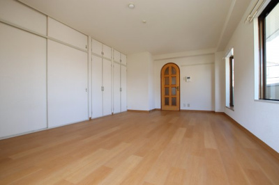 【洋室】 | メゾンアルカディア金剛