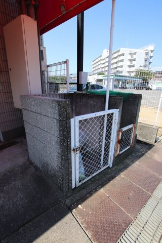 【その他共用部分】 | メゾンアルカディア金剛 | 敷地内ゴミ捨場