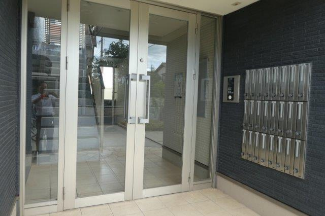 総社市駅南１丁目の賃貸マンションのエントランス|オートロック