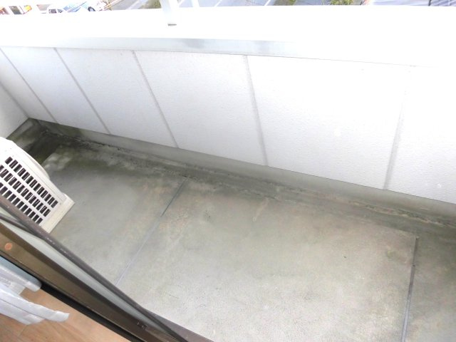 コーポラスシェトアのバルコニー