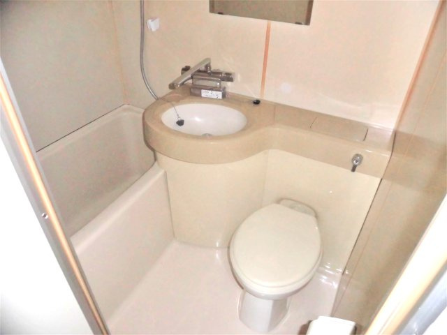 コーポラスシェトアの浴室