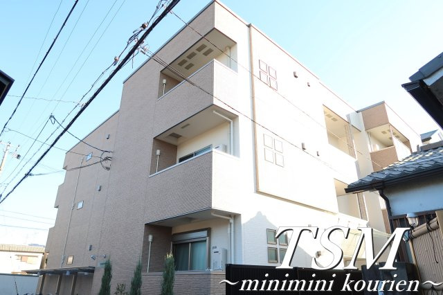 フジパレス八坂町の外観