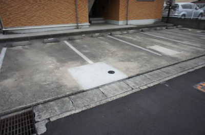 【駐車場】 | メゾンメルベーユ