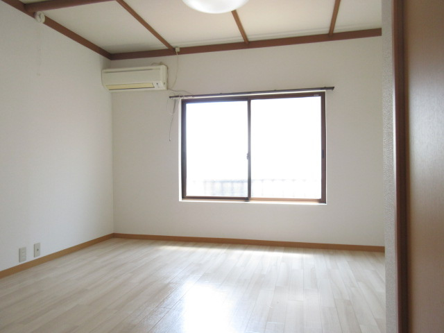 【洋室】 | 小園荘南棟