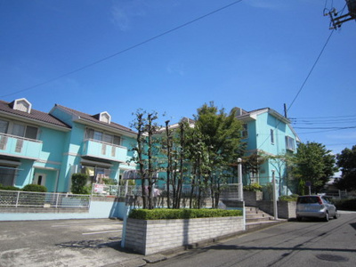 【外観】 | トゥインクルせせらぎB | ペットOK！ブルーライン「仲町台」駅まで徒歩5分の好立地！ワンちゃん・猫ちゃんと一緒に暮らせる人気のテラスハウスです♪